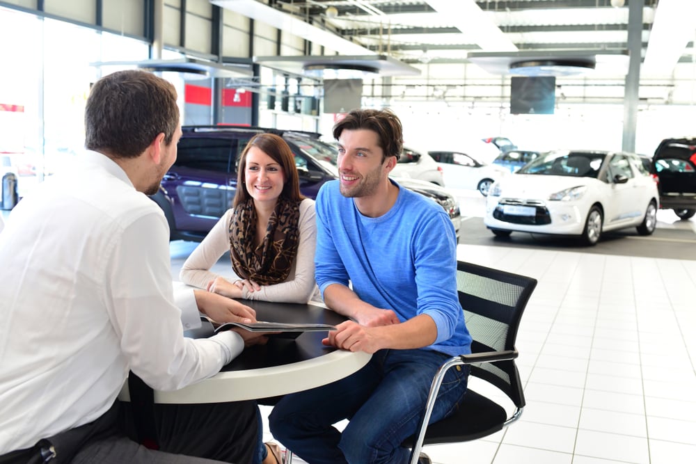 Renting de autos con cashback en español